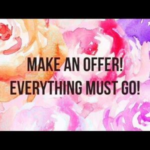 Everything must Go! Make me an offer!!💙